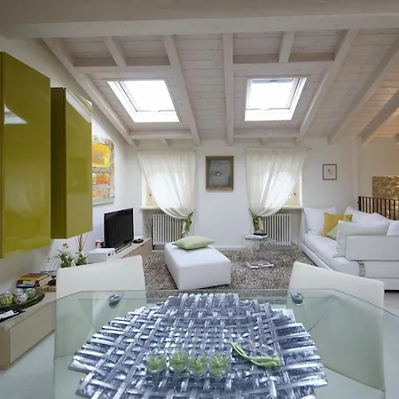 דירה Corte Degli Ulivi גארדה