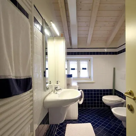 Apartment Corte Degli Ulivi Garda (Verona)