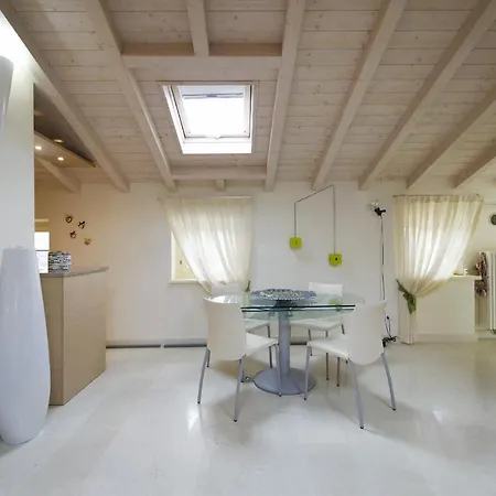 Corte Degli Ulivi Apartmán Garda (Verona)